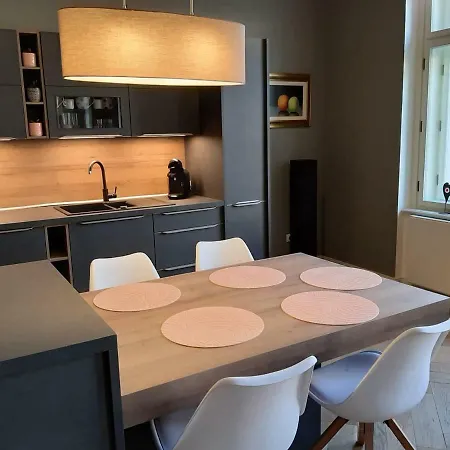 Appartement White Gardens Praag