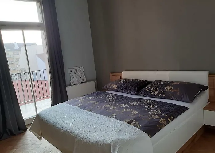 Apartman White Gardens *